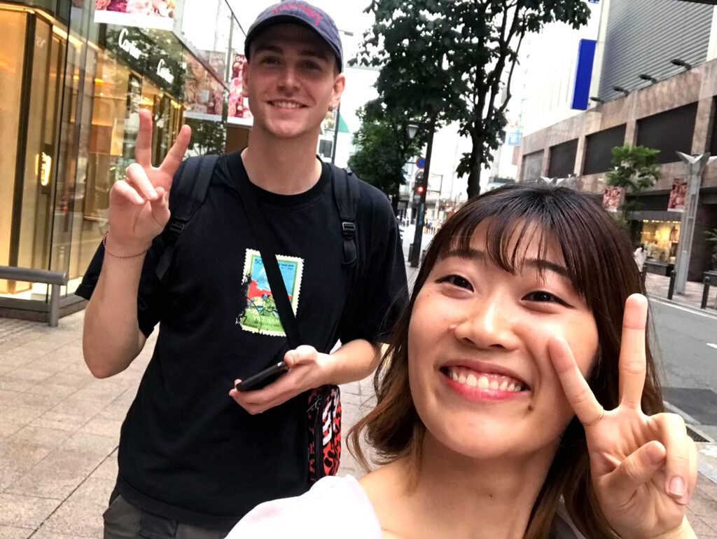 地元ガイドと巡る福岡夜グルメツアー（屋台・居酒屋・リバークルーズ）の画像