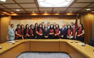 京都府知事への表敬訪問を含む跨越国際女性交流会奈良神戸京都視察団（台湾）ツアーを実施しました。